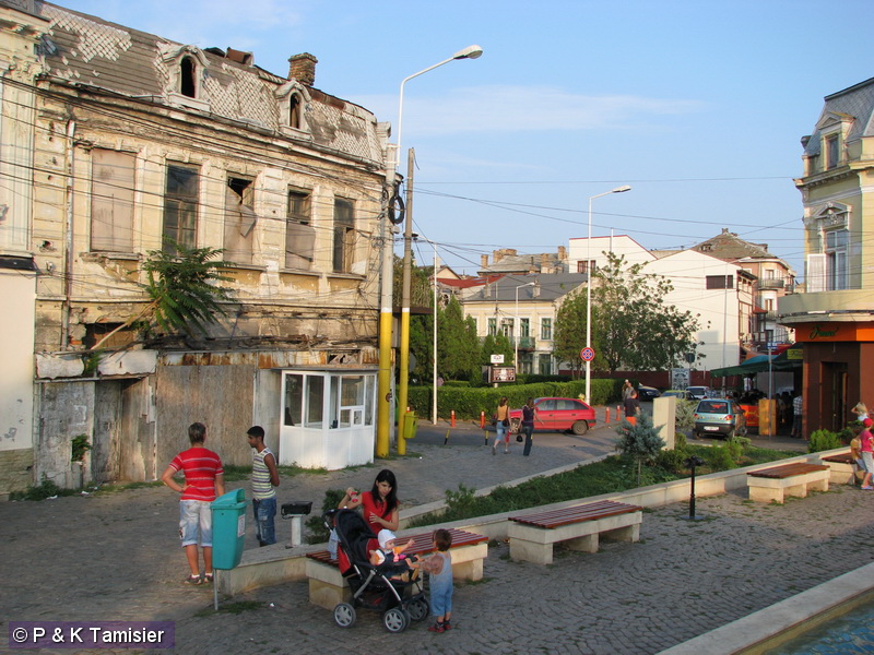 2007-09-04 17-16-27.JPG - 2007-08/09-RO Constanta-Altstadt